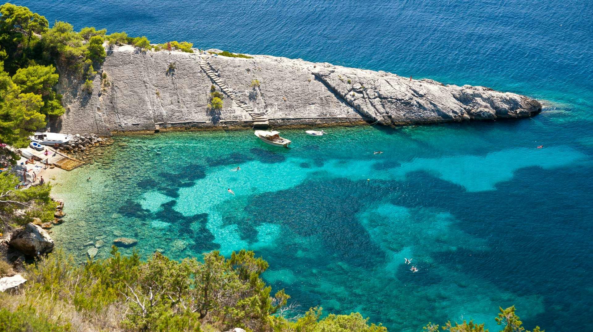 One of the most interesting-looking beaches of Hvar island, with a massive coastal slope protecting the bay from the southern wind. It is an ideal stop for swimming or snorkeling.